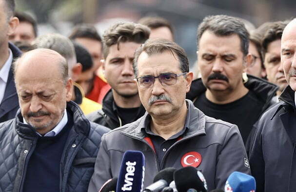 “Yangın büyük oranda kontrol altına alındı”