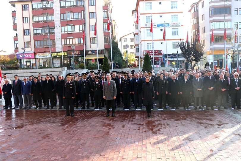 Ulu Önder Atatürk rahmet ve minnetle anıldı