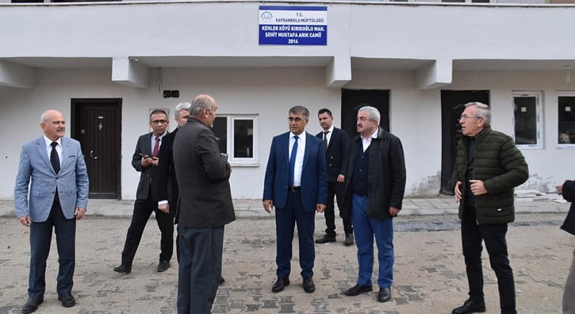 Şehit babası oğlu adına cami yaptırdı