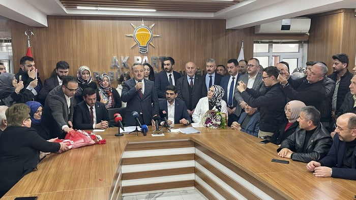 AK Parti Karabük İl Başkanı Altınöz, milletvekilliği aday adaylığı için görevinden ayrıldı