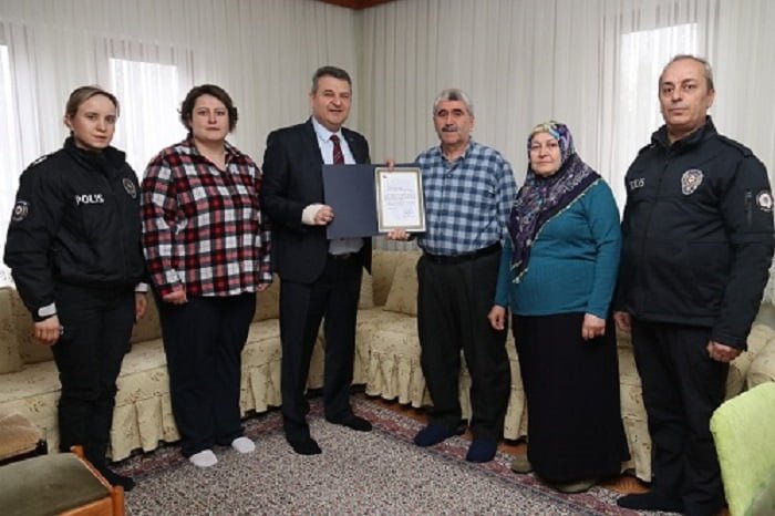 Aktaş’tan depremde hayatını kaybeden polis memuru için taziye mesajı