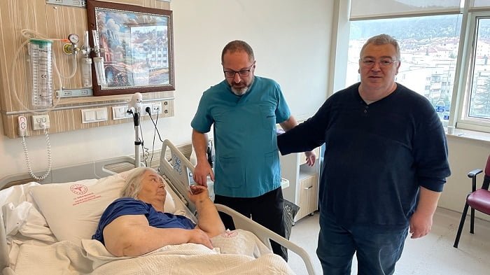 Hollanda da ölür denen hasta Karabük’te iyileşti
