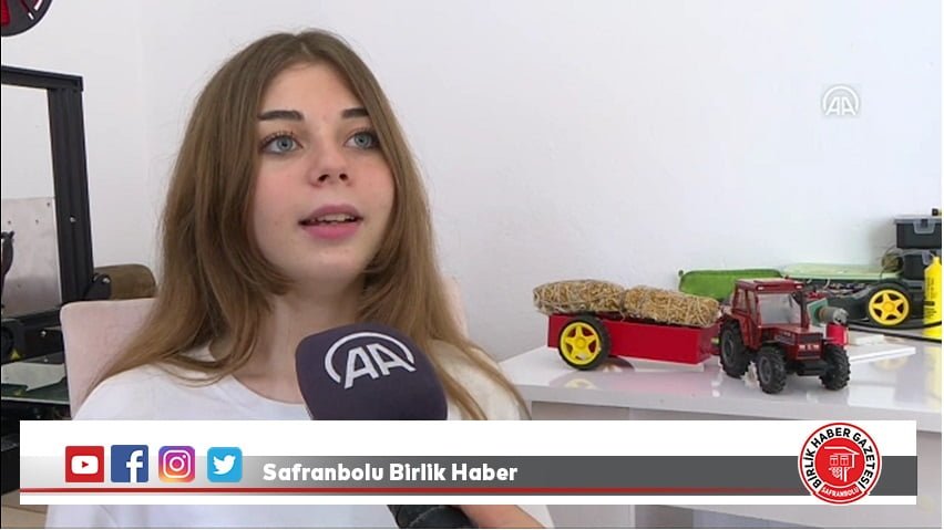 Tasarladığı robotla yetenekli gençlerin teşvik edileceği projeye ilham kaynağı oldu