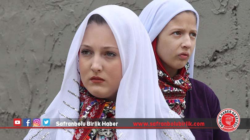 Batı Trakya’da Türk kadınları, Osmanlı döneminden kalma kıyafetleri yaşatmaya çalışıyor