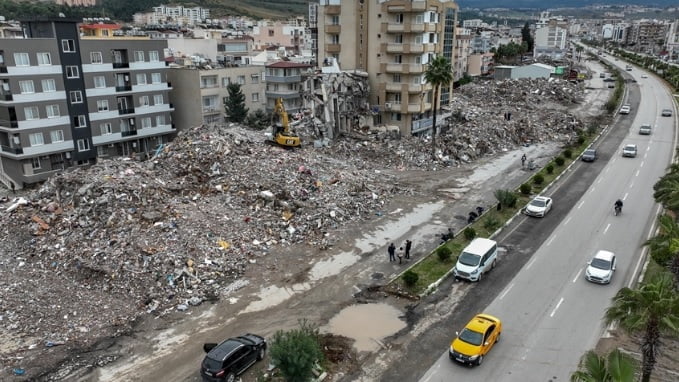 Deprem bölgesinde elektrik ve gaz borçlarının silinmesi için başvuru süresi uzatıldı