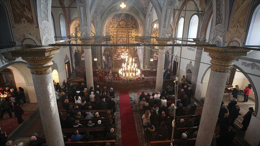 Farklılıkları zenginlik olarak gören Türkiye’de gayrimüslimler ibadethane sıkıntısı yaşamıyor