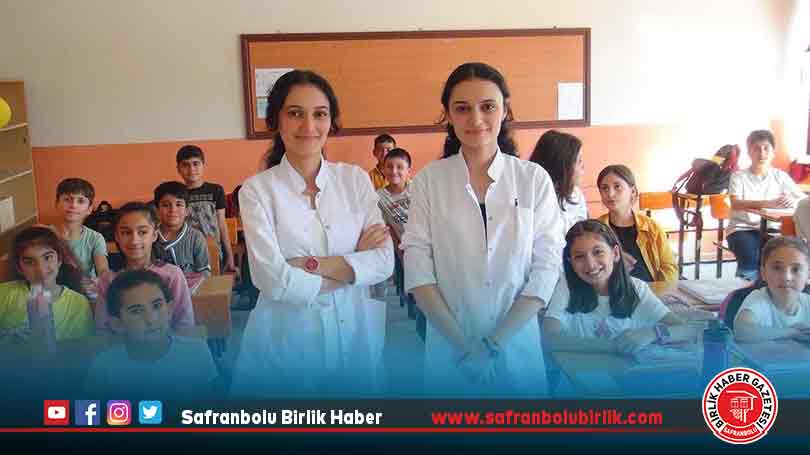 Eğitim hayatları boyunca ayrılmayan ikizler aynı okula atandı