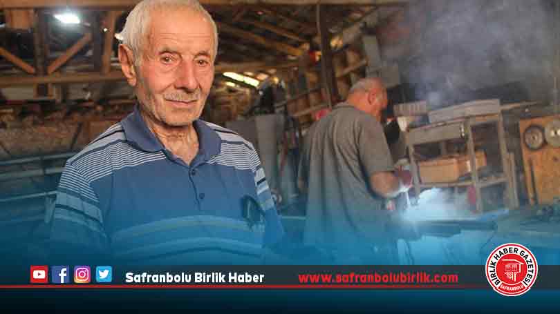 Çorum’un 71 yıllık demir ustası Kazım Keçik “Yaşayan İnsan Hazinesi” listesine girdi