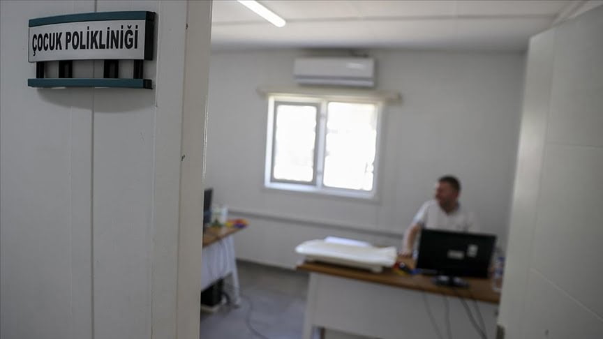 İslahiye ve Nurdağı’nda yaklaşık 21 bin depremzedeye mobil sağlık hizmeti verildi