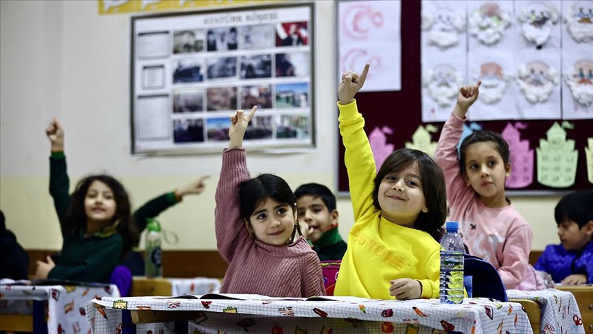 MEB’den deprem bölgesindeki velilere psikolojik destek programı