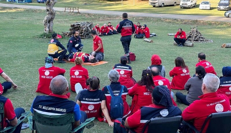 “Türkiye Yüzyılı’nda MEB AKUB Doğada Arama Kurtarma” kampı düzenlendi