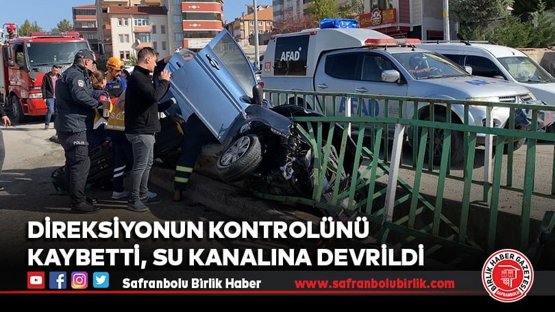 Direksiyonun kontrolünü kaybetti, su kanalına devrildi
