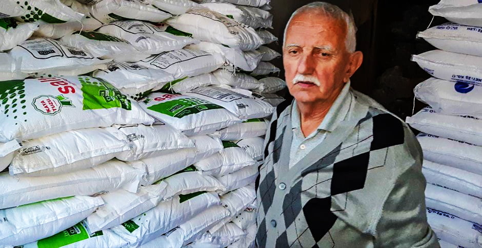 EKMEĞİNİ ‘TUZDAN’ ÇIKARIYOR