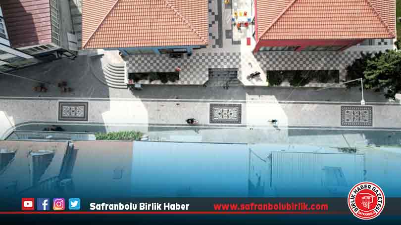 Yağcıbedir halı motiflerin işlendiği taşlar Sındırgı’da yollara döşeniyor