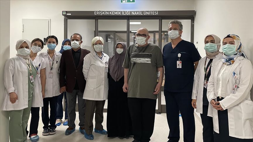 Kendi kök hücresinden yapılan nakille kanseri yendi