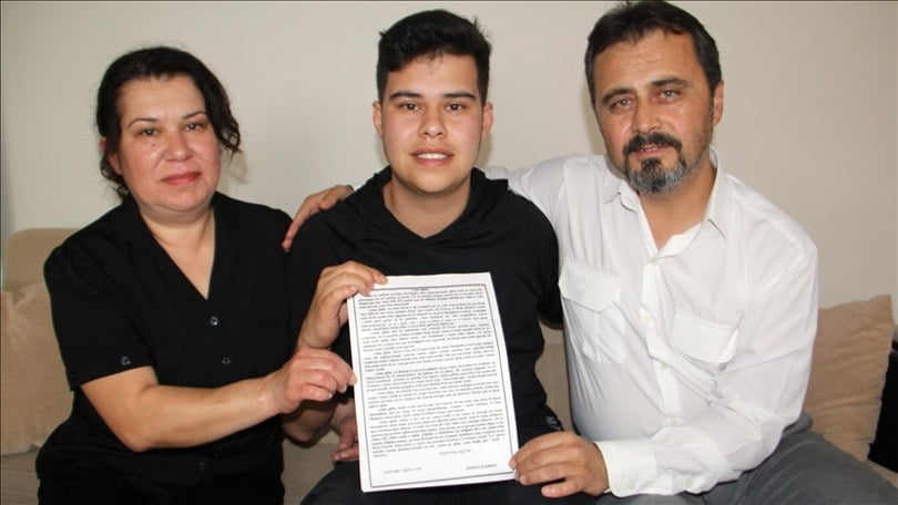 Ailesinin Cumhuriyet’in 100. yılı için 21 yıl önce yazdığı mektup çocuklarına ulaştırıldı