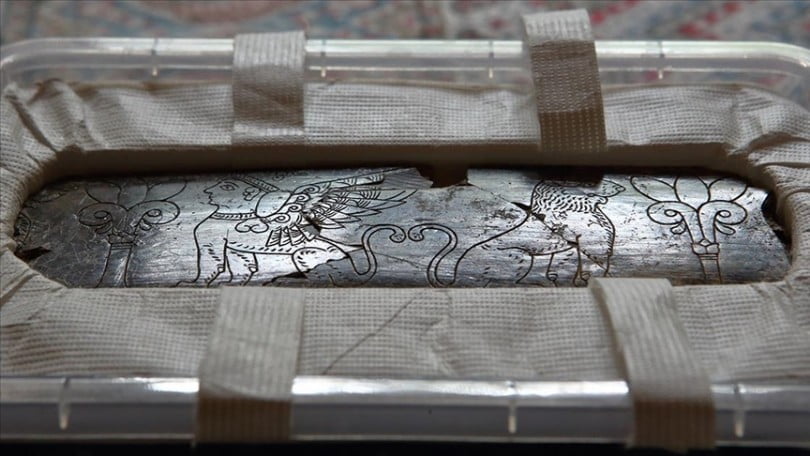 Hattuşa Antik Kenti’nde fil dişinden yapılmış 2 bin 800 yıllık süsleme parçası bulundu