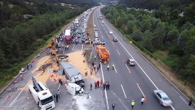 Trafik kazaları ölümlerin yanında ülkelerin ekonomisinde önemli kayıplara yol açıyor