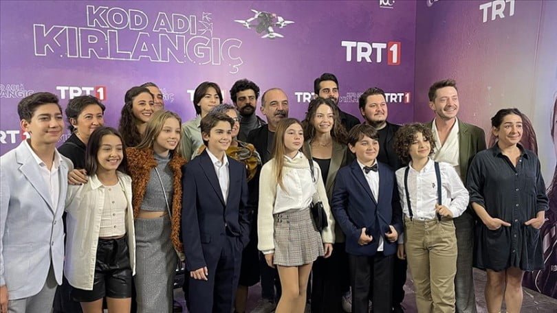 TRT yapımı “Kod Adı Kırlangıç” dizisinin ilk bölüm galası yapıldı