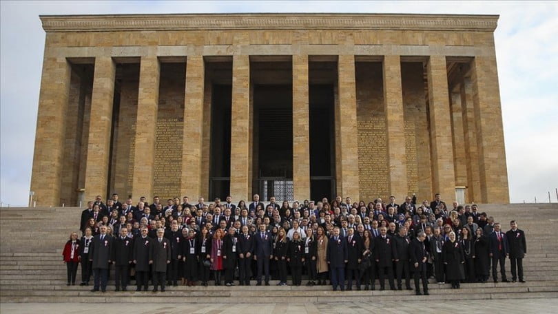 Bakan Tekin, 81 ilden gelen öğretmenlerle Anıtkabir’i ziyaret etti