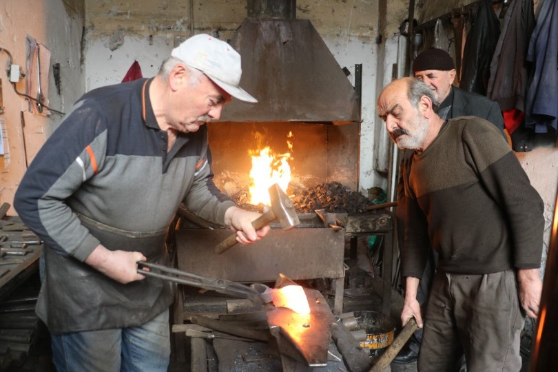 50 yıldır soyadının hakkını veriyor