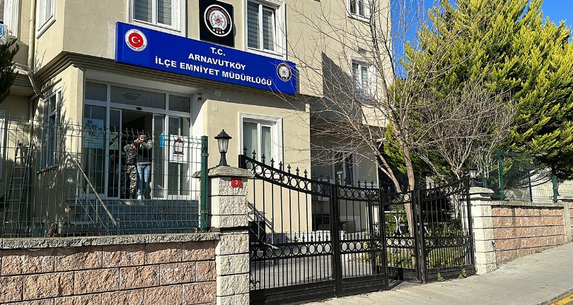 İstanbul’da bir taksici iyilik yapmak istediği kişiler tarafından gasp edilmişti: O gaspçılar yakalandı