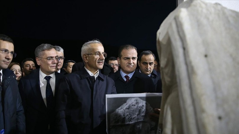 Uraloğlu, Muğla’da Stratonikeia Antik Kenti’ni ziyaret etti