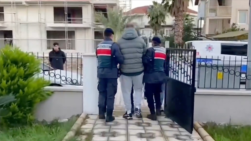 Antalya’daki “Çukur Çetesi”ne yönelik “Kafes-24” operasyonunda 43 şüpheli gözaltına alındı