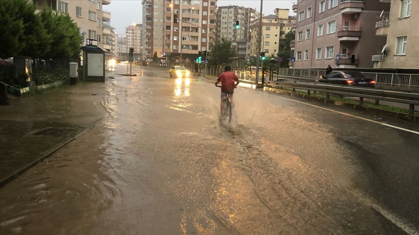 Karadeniz için kuvvetli sağanak ve yoğun kar uyarısı