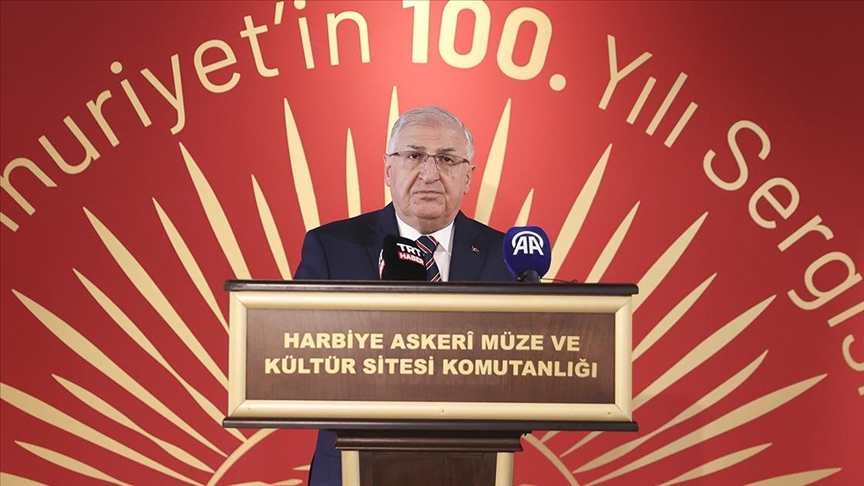 Milli Savunma Bakanı Güler, Cumhuriyet’in 100. Yılı Sergisi’ni açtı