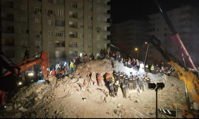 132 kişiye mezar olan sitenin betonu standart dışı çıktı