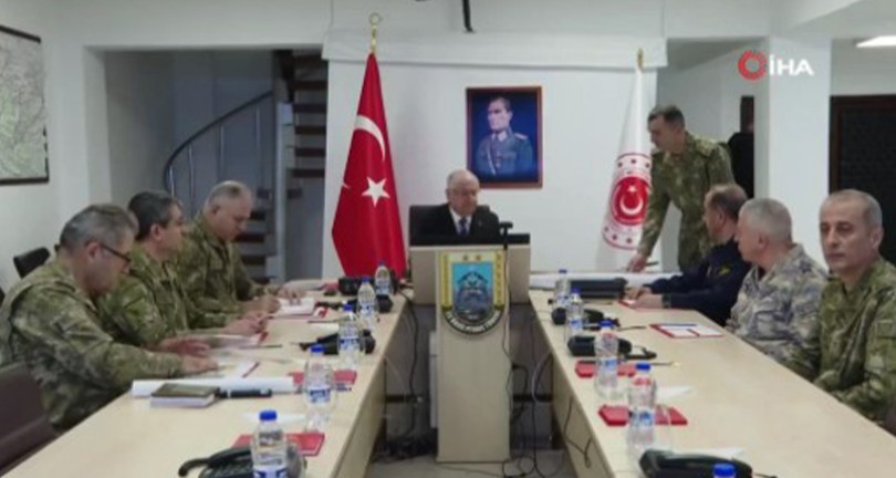 Bakan Güler, Pençe-Kilit Harekat bölgesindeki son duruma ilişkin bilgi aldı