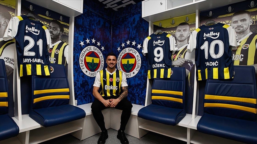 Fenerbahçe’de yeni transfer Krunic antrenmanlara başladı