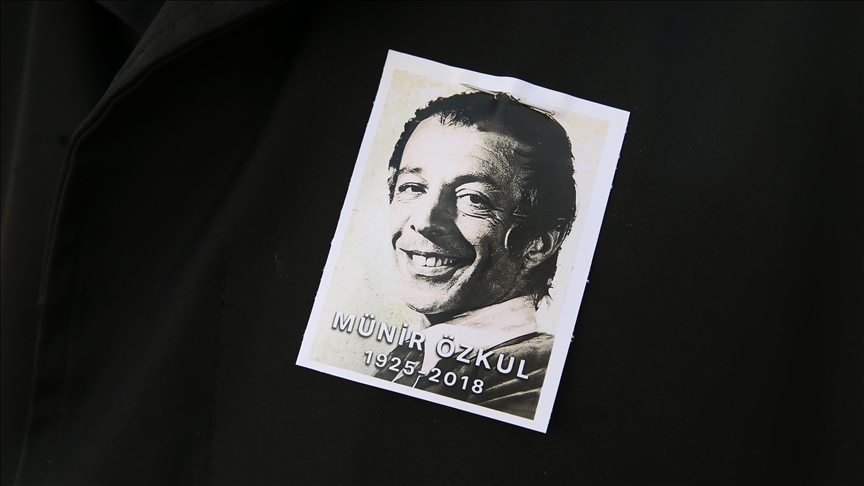 Hababam Sınıfı’nın “Kel Mahmut”u: Münir Özkul