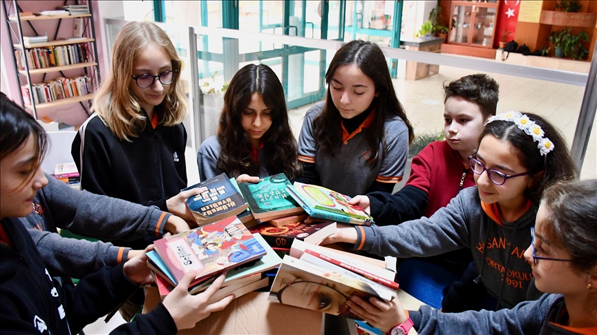 “Dedektif” öğrenciler iyiliğin izini sürüyor