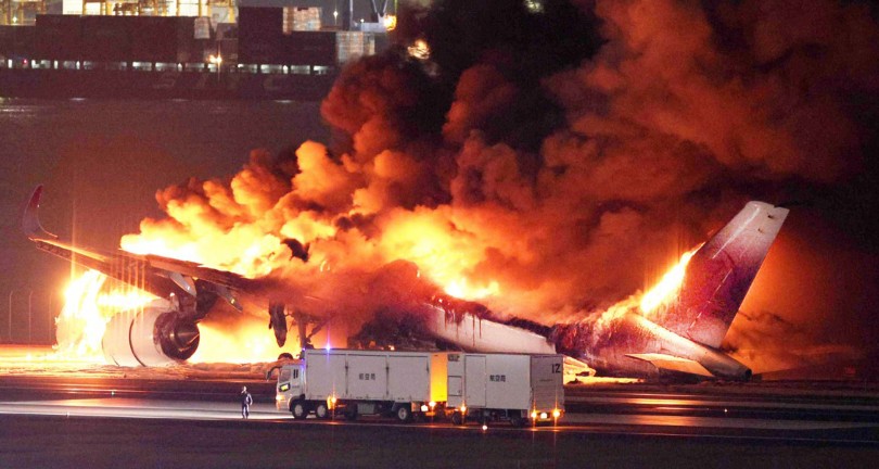 Japonya’daki uçak kazasında pilot hatası ya da koordinasyon eksikliği şüphesi