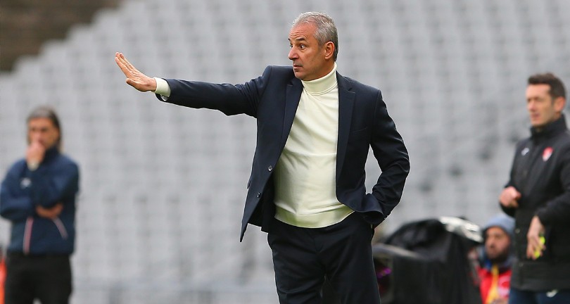 İsmail Kartal rekorlara doymuyor