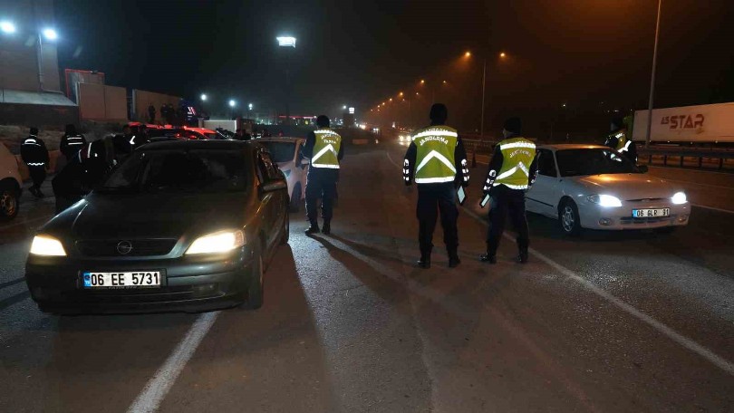 43 ilin geçiş noktasında “yılbaşı” denetimi