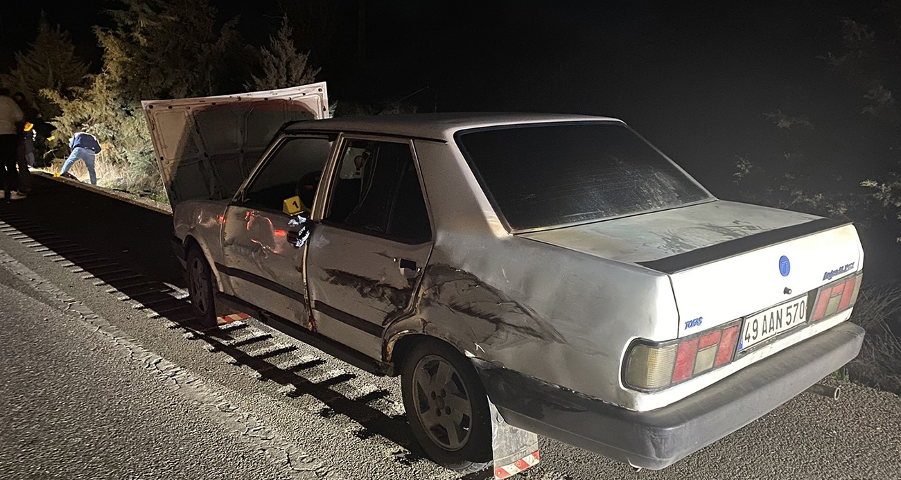 Karayolunda arızalanan otomobile tır çarptı: 1 ölü