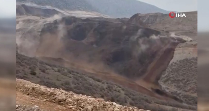 Maden sahasında toprak kayması: En az 9 kişi toprak altında