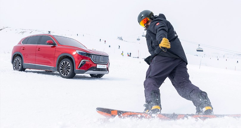 Togg T10X kar pistine çıktı