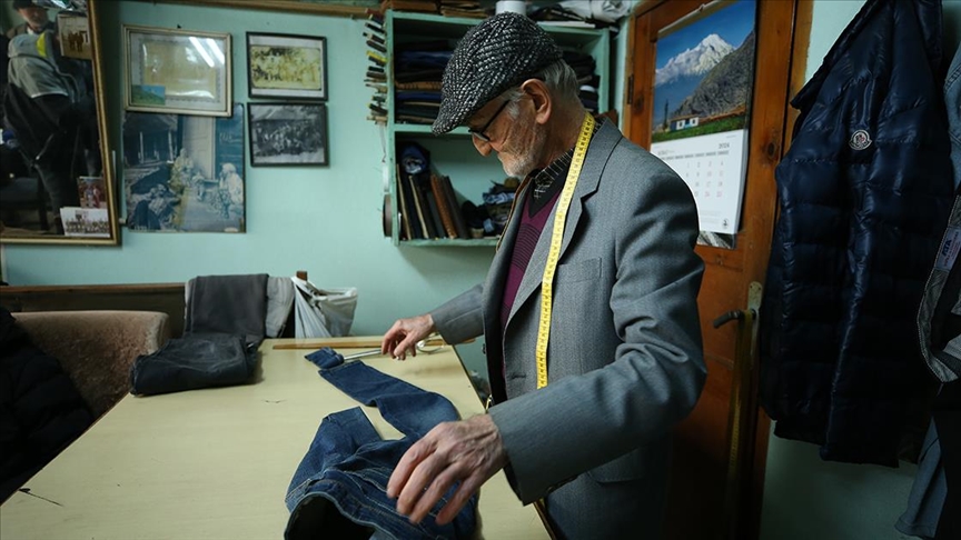 Kanserken dahi ara vermediği terzilik mesleğinde 60 yılı geride bıraktı