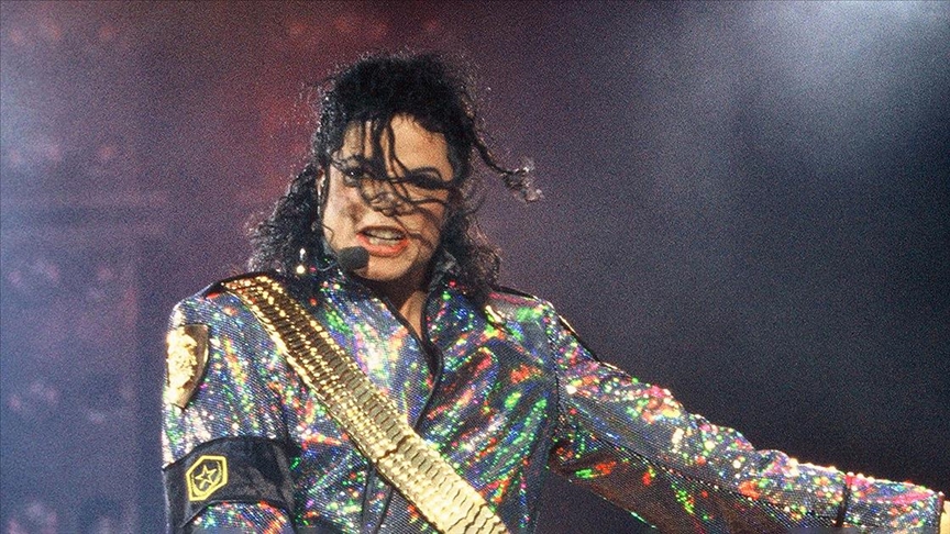 Michael Jackson’ın müzik kataloğunun yarısı yaklaşık 600 milyon dolara satıldı