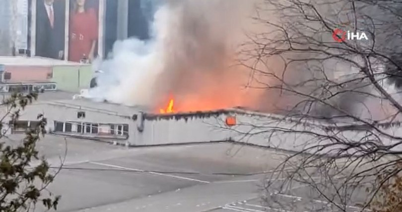 Küçükçekmece’de fabrika yangını