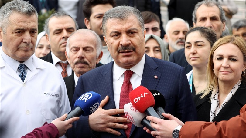 Sağlık Bakanı Koca: Yoğun bakım ve servis yataklarımızda yoğunluk söz konusu değil