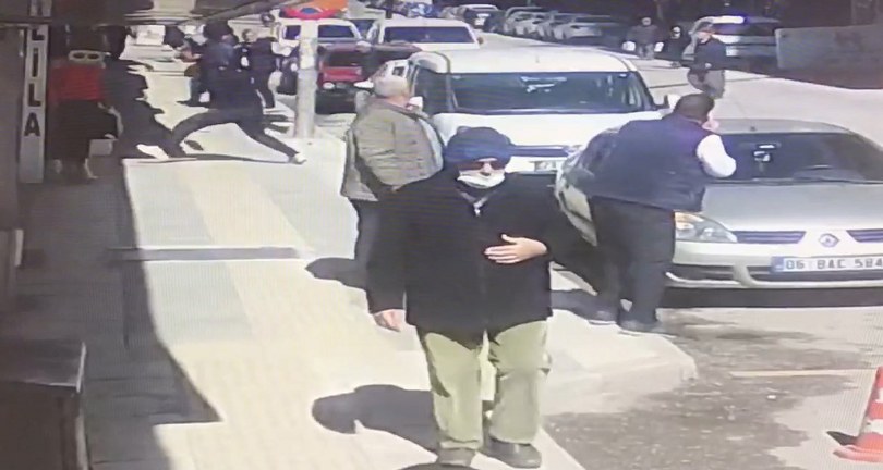 Ölümden saniyelerle kurtuldu