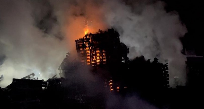 Palet fabrikasında korkutan yangın