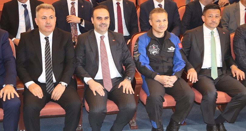 Bakan Kacır: “Önümüzdeki 3-4 ay içerisinde TÜRKSAT 6A’yı uzaya göndereceğiz”