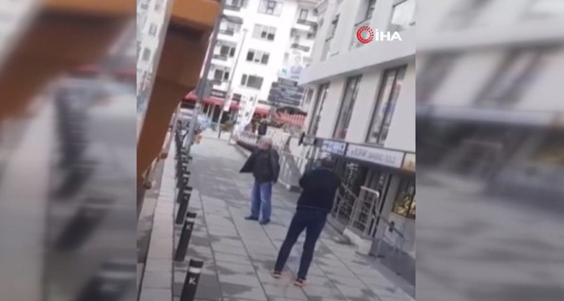 Silahlı kavga kamerada: Sokak ortasında ateş açtı