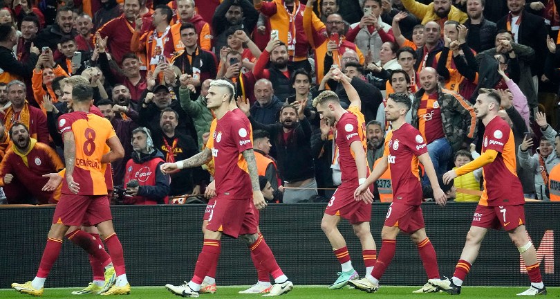 Galatasaray’da derbide hedef 3 puan